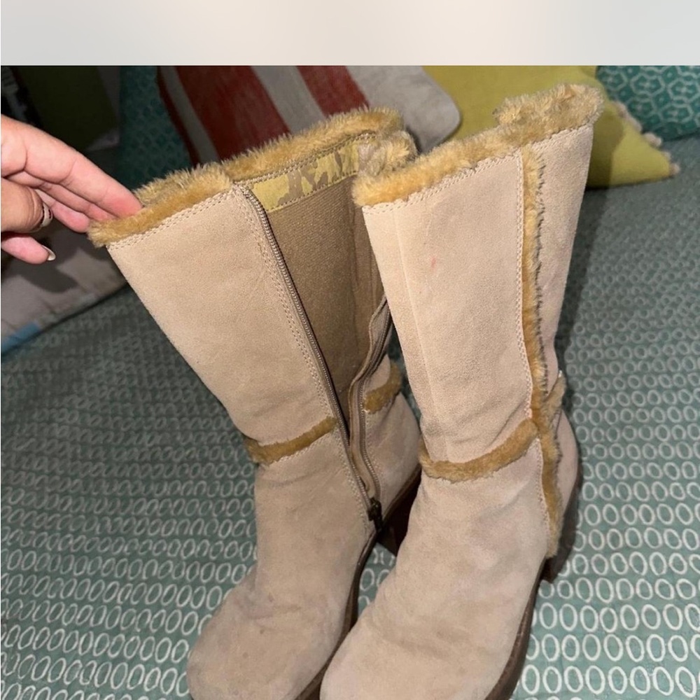 Sketchers Women's Tan Fur-Lined Boots